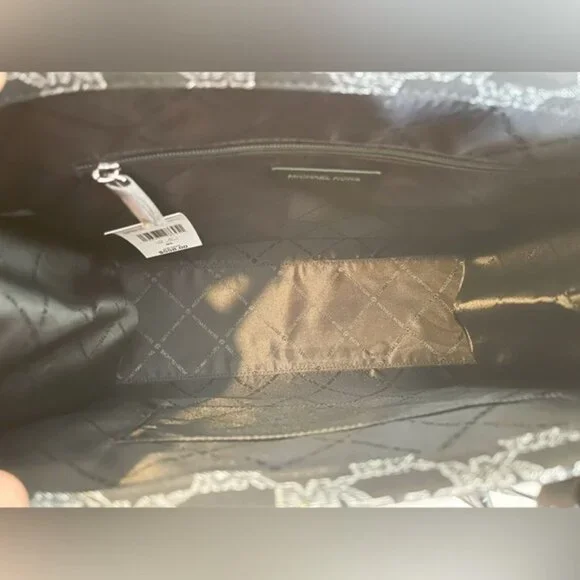 NWT Michael Kors Tote - Picture 6 of 9